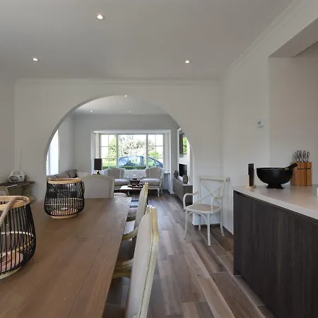 Luxury In Near Sea Beach Villa