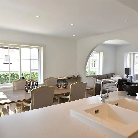 Luxury In Near Sea Beach Villa