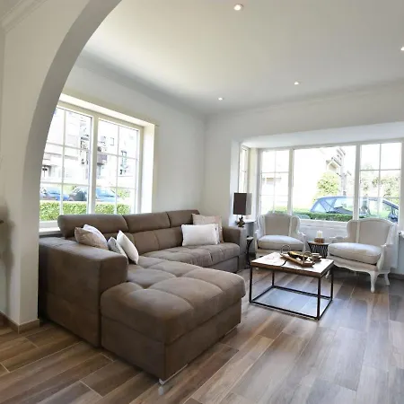 Luxury In Near Sea Beach *