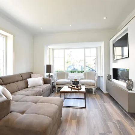 Luxury In Near Sea Beach Villa De Haan